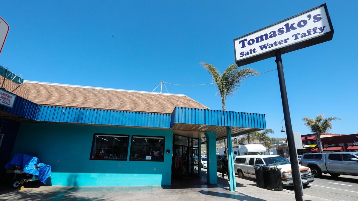 Tomasko’s Salt Water Taffy representatives told San Luis Obispo County health inspectors the business is closing within six months.