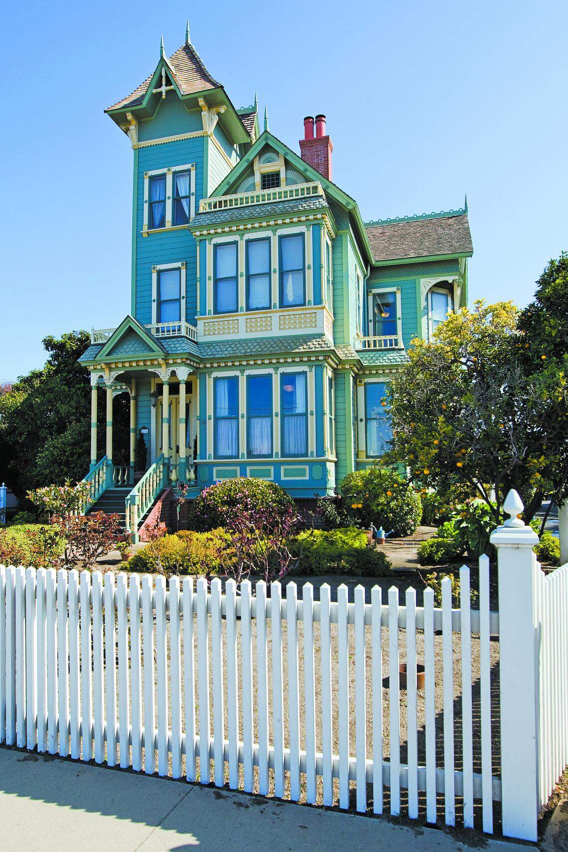Alice is a young child who reportedly haunts the Pitkin-Conrow estate in Arroyo Grande, which was built by the Pitkin family in 1890 and is now used as a wedding venue.