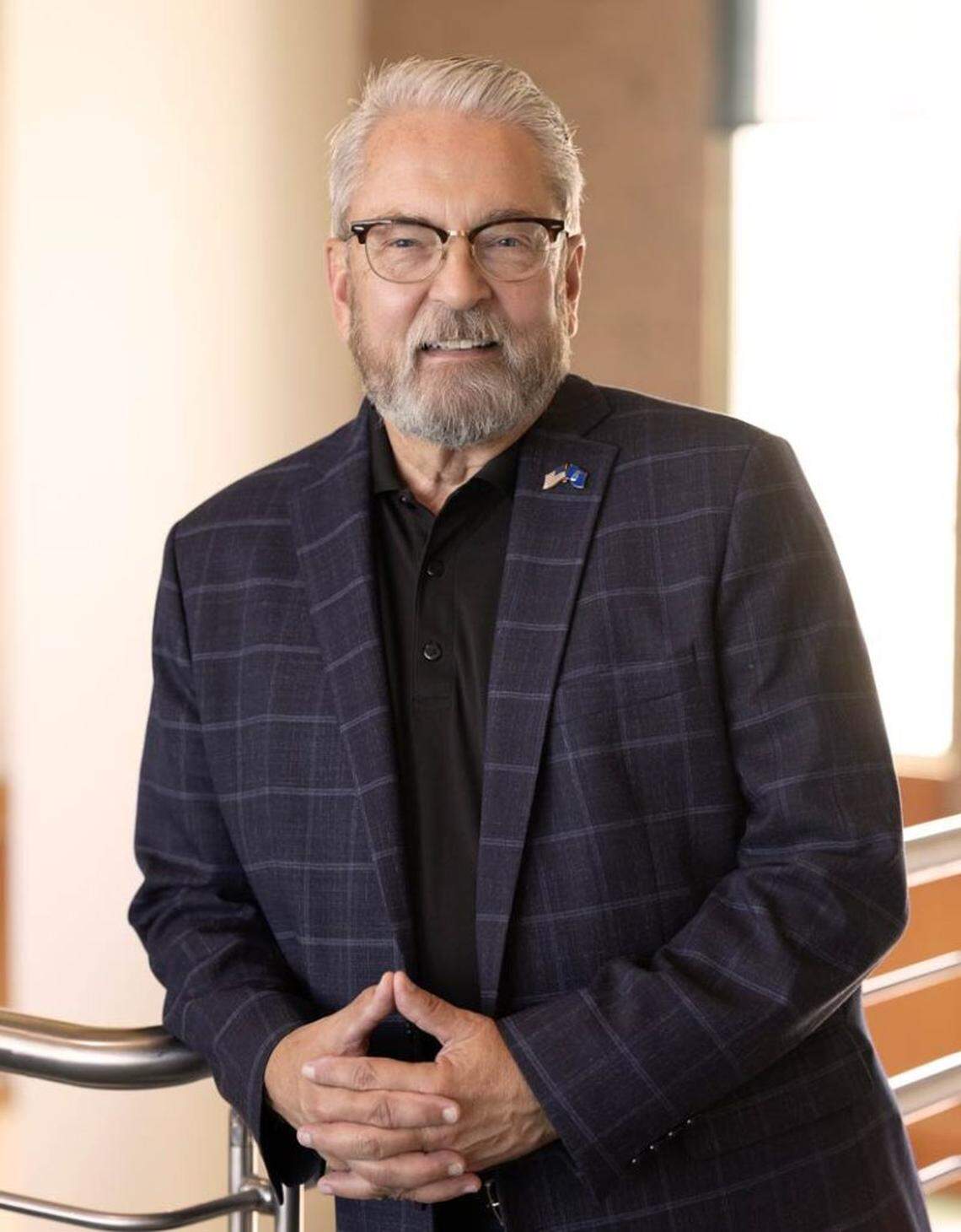 Bill Britton, a former Cal Poly administrator and retired U.S. Air Force officer, will run for mayor of Paso Robles in November, he announced on April 14, 2026.