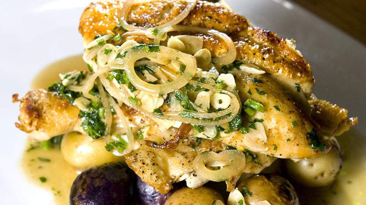 Upscale bistro Granada Bistro in San Luis Obispo offers a Spanish-inspired menu in a remodeled space with vintage flair. Read more »