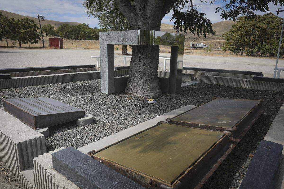 The James Dean monument in Cholame has been refreshed, chrome polished to original mirror finish seen here on Sept. 24, 2025. Seita Ohnishi sponsored the original monument in 1977, but it needed attention by 2024. The 70th anniversary of the fatal 1955 crash near the current intersection of Highways 46 and 41 will be on Sept. 30. Neil Sheehan, a Dean collector, lead the effort to clean up the monument.