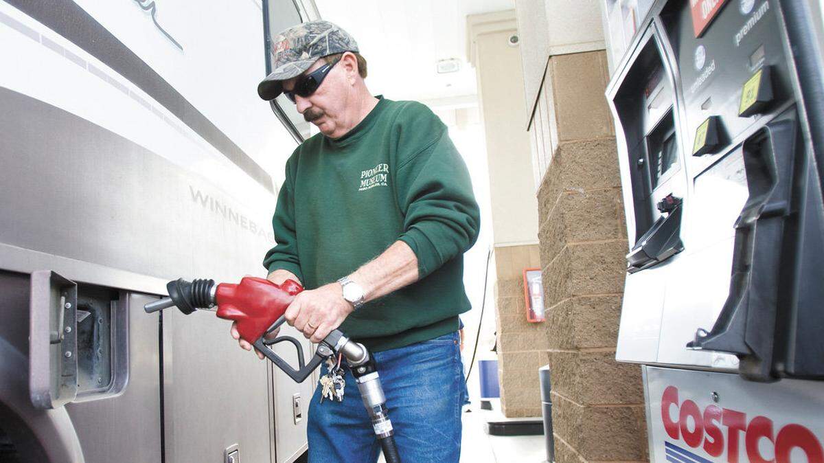 Bruce Snider of Paso Robes takes advantage of sub-$3 gas prices at Costco in 2014.