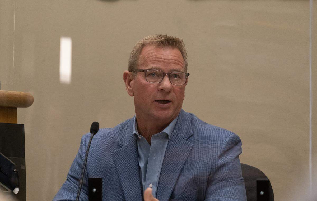 Former San Luis Obispo Sheriff’s Deputy Robert Burgeson testifies at the murder trial against Stephen Deflaun at San Luis Obispo Superior Court on April 10, 2023.