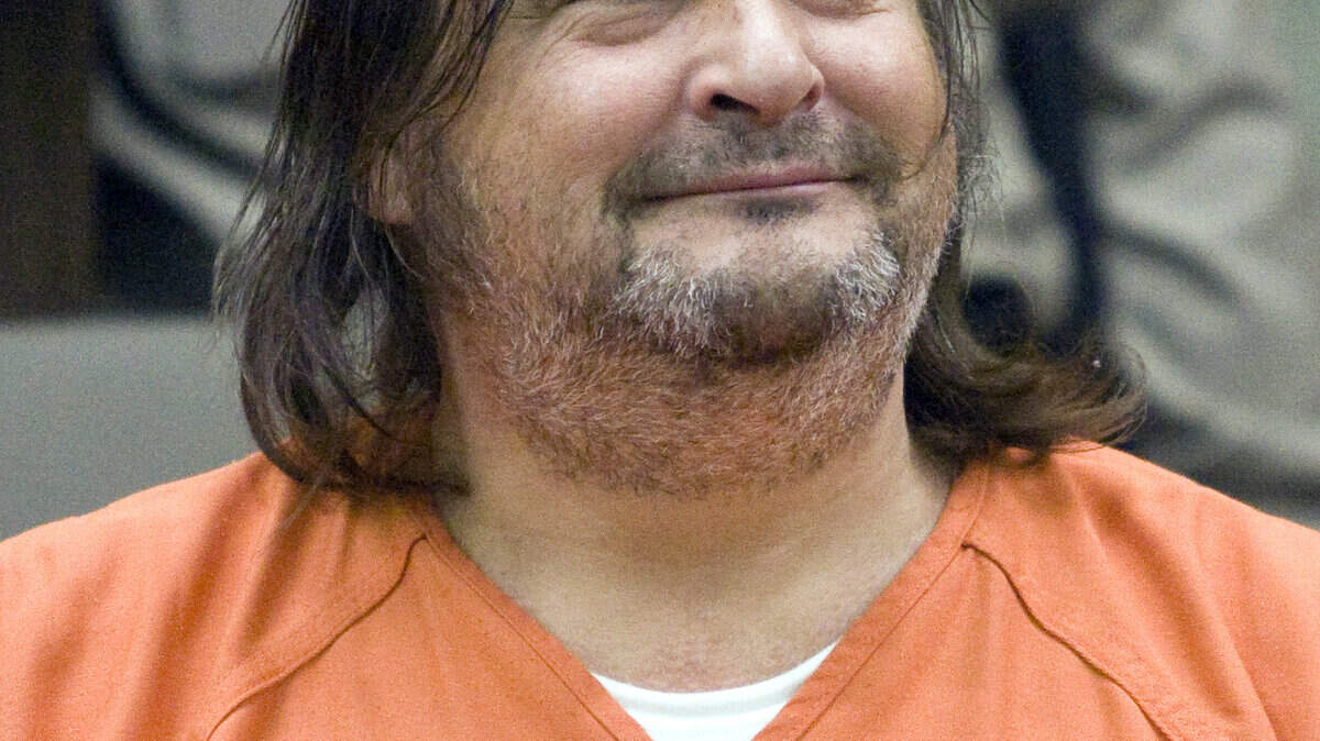 Mark Alan Andrews, shown in court May 30, 2013, is charged with murder in the shooting death of his Atascadero neighbor.