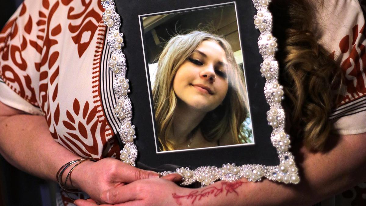 Reidly Varner, a 17-year-old high school student from Atascadero, died on Feb. 16, 2021, of fentanyl poisoning. Her mom, Candice Varner, holds a photo of her daughter on Feb. 10, 2022.