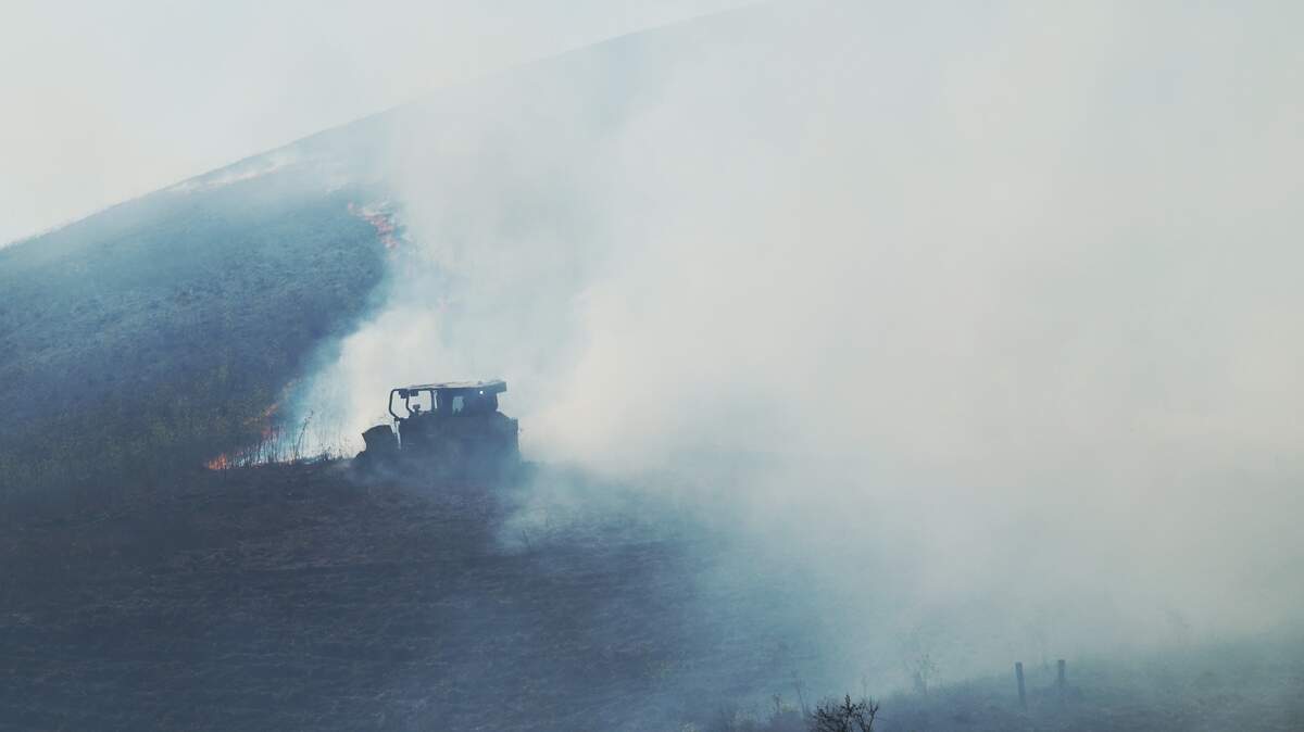 Fires off Hwy. 1 threaten structures, trigger possible evacuations near SLO