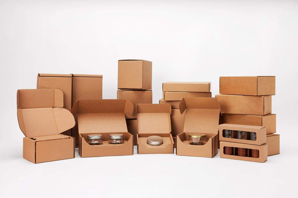 Flush Packaging provides over 100 different products for small business including candles and jars.
