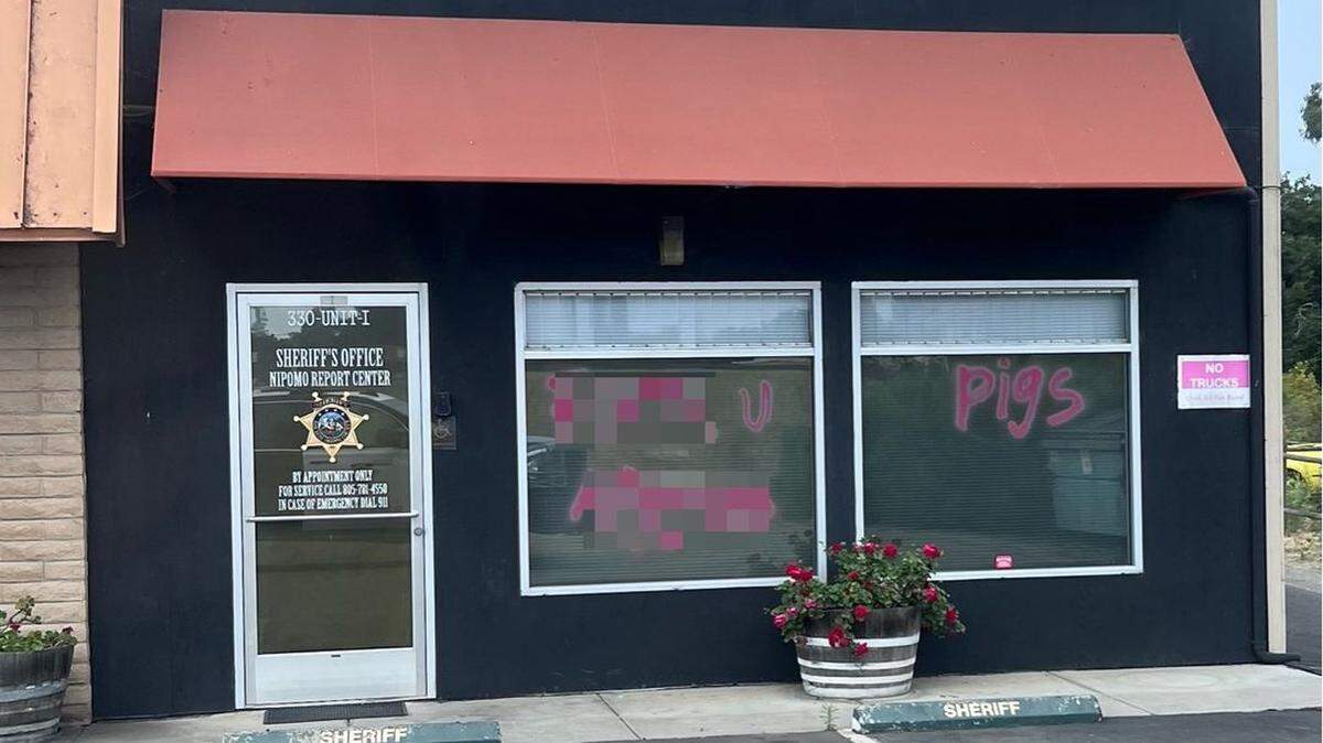 The Nipomo sheriff’s office was vandalized with offensive graffiti Thursday night. 