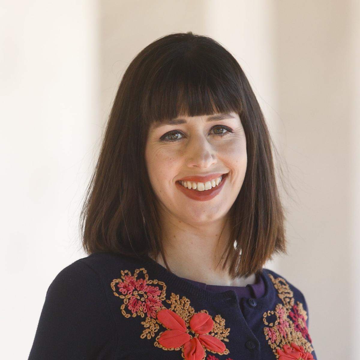 Profile Image of Sarah Linn