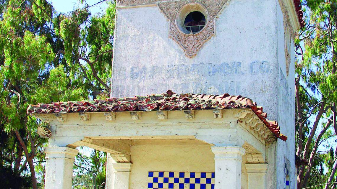 The shuttered Barnsdall-Rio Grande gas station as it appears today.