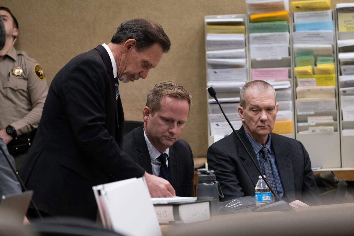 From left, defense attorneys Ray Allen and Tim Osman defend their client, Stephen Deflaun, during his murder trial at San Luis Obispo Superior Court on April 10, 2023.