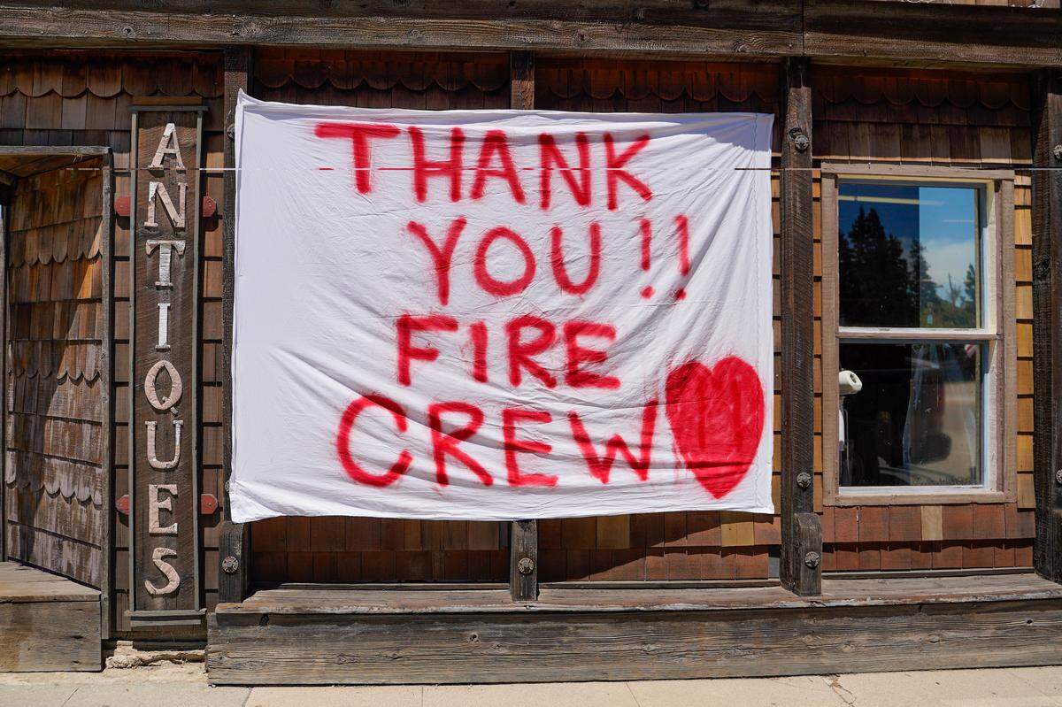 A sign thanking firefighters for their work stopping the Gifford Fire on display in downtown Santa Margarita on Wednesday, Aug. 13, 2025.
