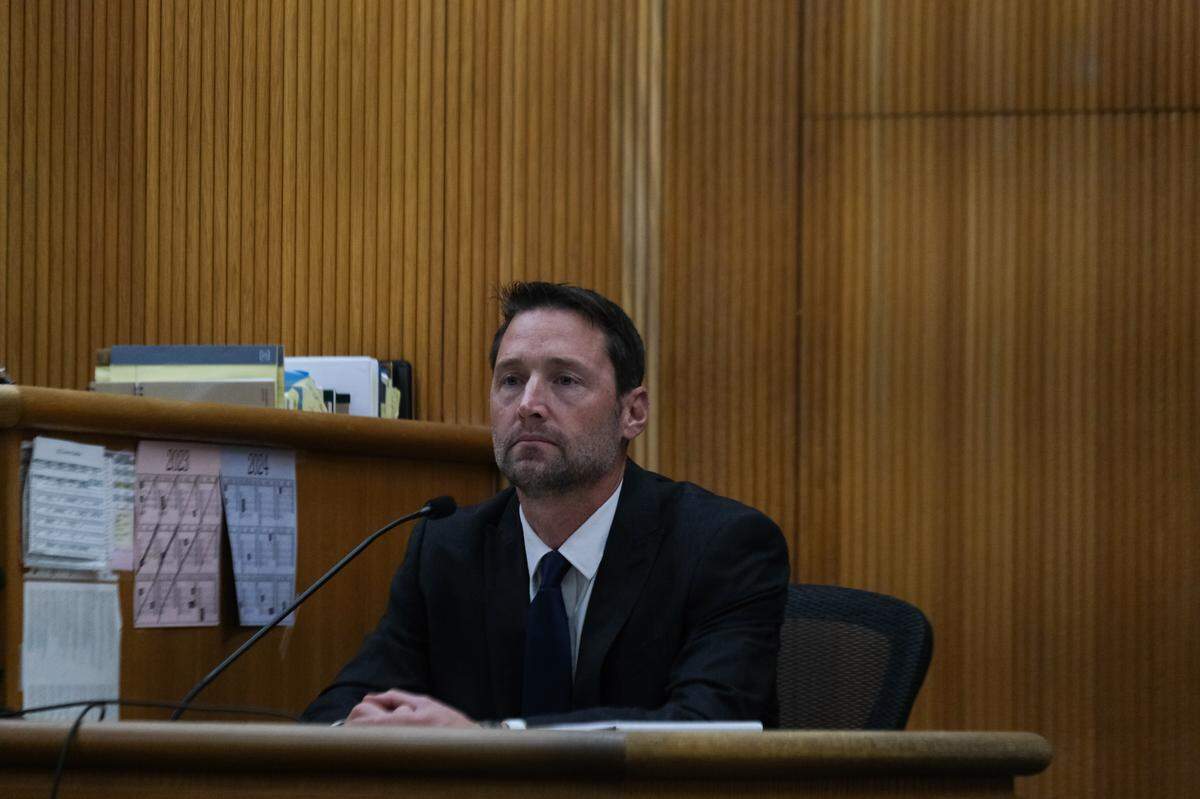 San Luis Obispo Police Department Detective Jeffrey Coznek testifies at the preliminary hearing against Daniel Saligan Patricio at San Luis Obispo Superior Court on Nov. 14, 2023. Saligan Patricio is charged with two counts of vehicular manslaughter for the killings of Jennifer Besser and Matthew Chachere on Nov. 21, 2022.
