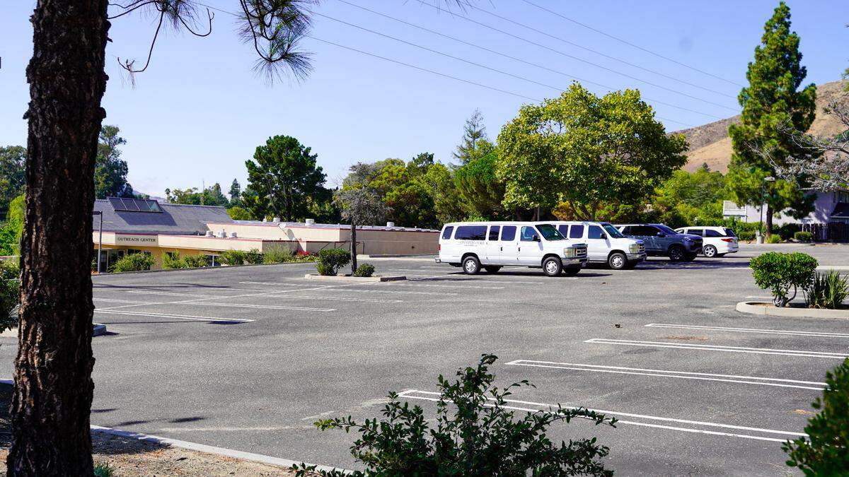 SLO Naz Church could host a parking site for homeless individuals living in their vehicles as part of the city of San Luis Obispo’s rotational safe parking program.