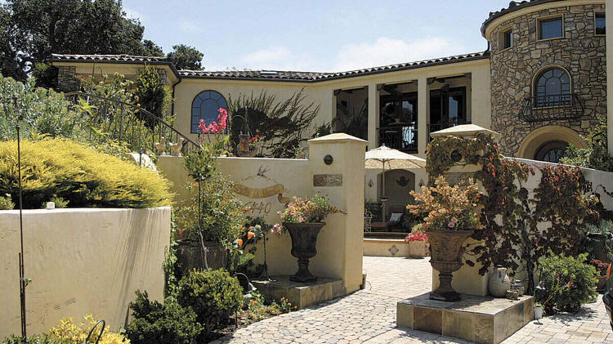 The Vorie's Italian country manor sits above San Luis Obispo Bay.
Photo by Stephan Gunsaulus
Rotary Homes of Distinction Tour 2010
Home 9-15-10