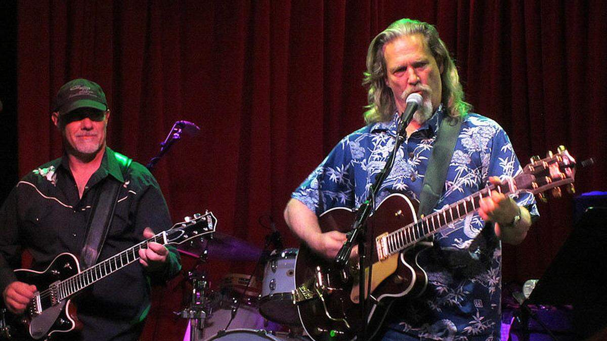 Jeff Bridges and The Abiders during the first of two shows at SLO Brew in San Luis Obispo on Thursday, Aug. 23, 2012.