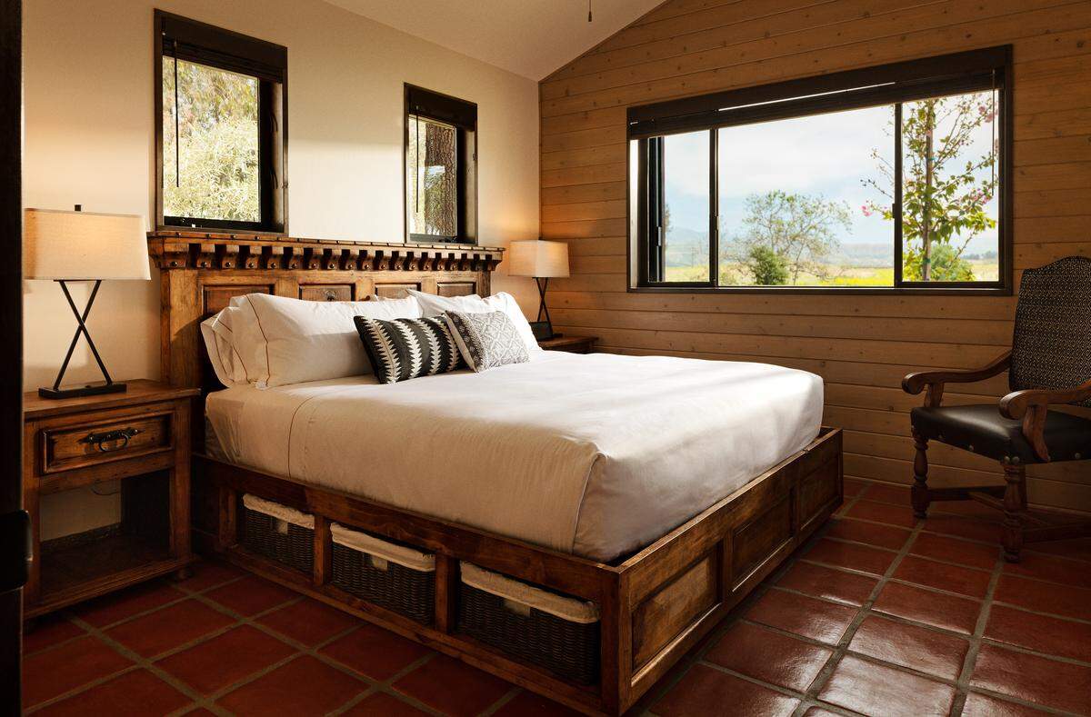 In addition to a bridal suite, La Lomita Ranch in San Luis Obispo features six guest suites.