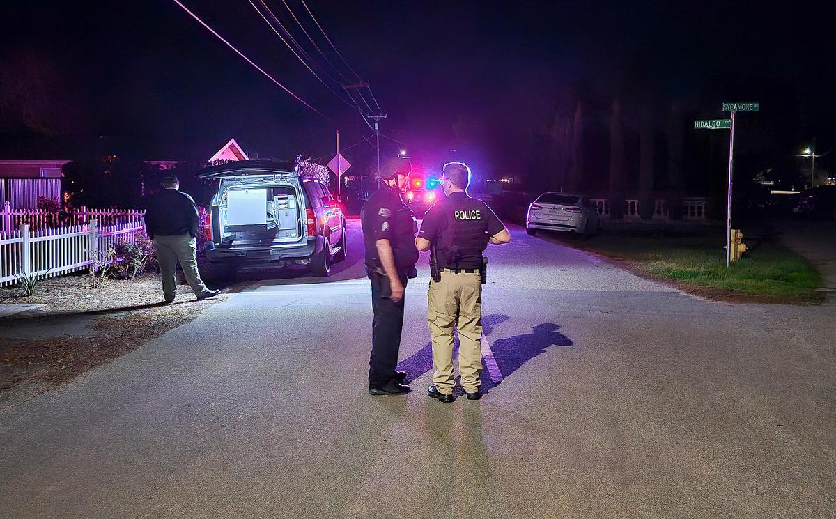 Police in Atascadero, California, responded to a report of a domestic dispute that resulted in a subject barricading himself in a house in the neighborhood of Hidalgo and Buena avenues. Police cordoned off the corner of Hidalgo and Sycamore streets.