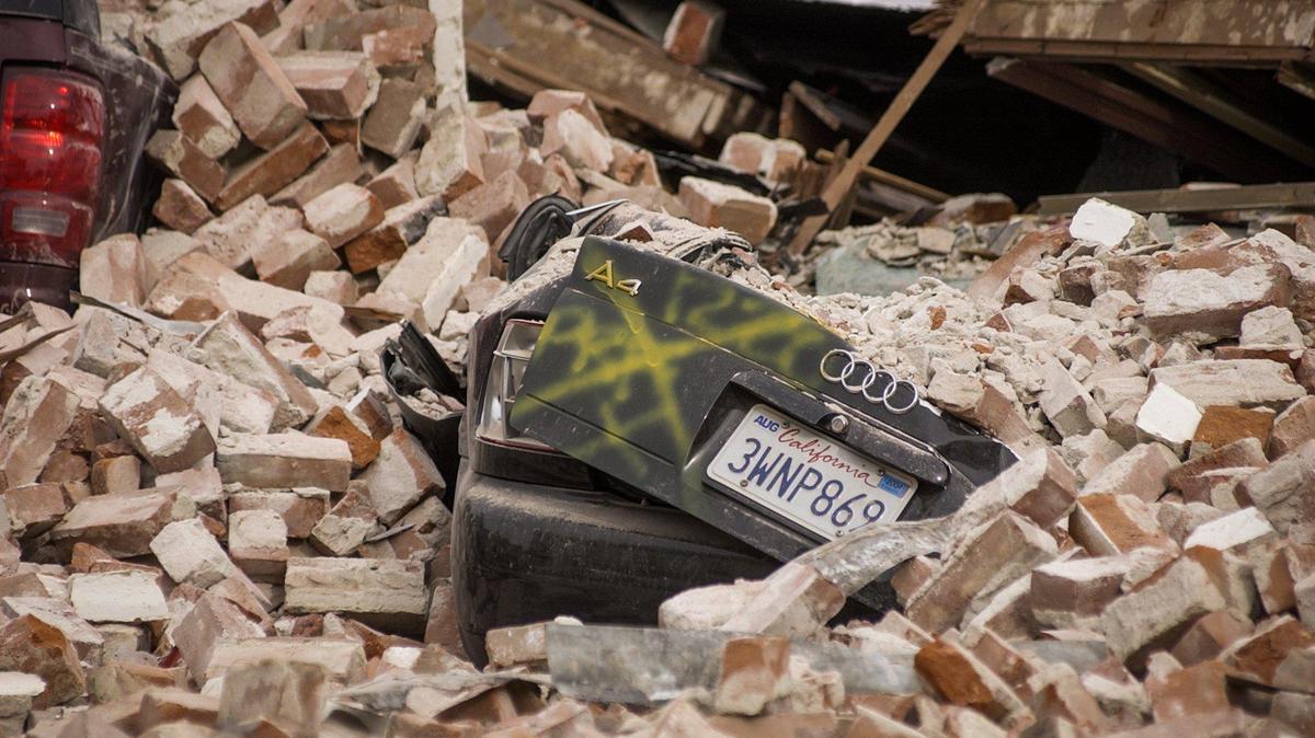 A 2003 earthquake in Paso Robles toppled buildings, resulting in two deaths. Most of California’s unreinforced brick buildings have been strengthened since then, but older apartments with ground-floor carports still need to be retrofitted.