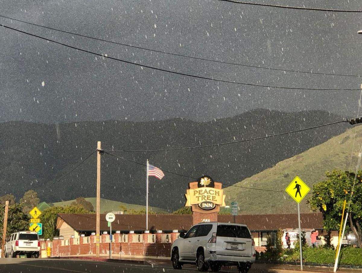 Snow was spotted in front of the Peach Tree Inn on Monterey Street in San Luis Obispo on Thursday afternoon.