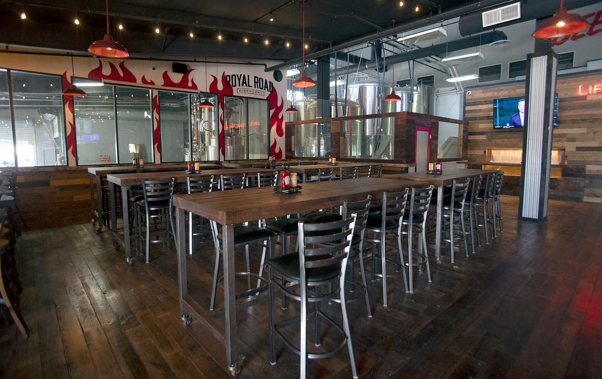A new Blast & Brew location opened in Atascadero on April 5, 2024. It has a bar, extensive dining area and a large patio.