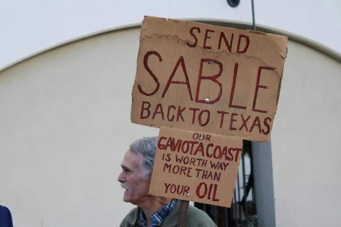 Supporters and protesters gathered in October 2024 outside the Santa Barbara County Planning Commission meeting focused on the transfer of permits to Sable.