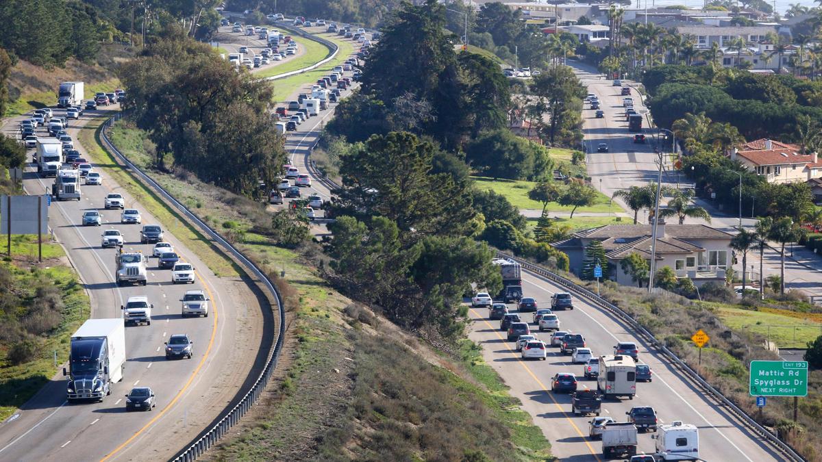 Traffic both ways on Highway 101 slows to a crawl Thursday as snow closes alternate inland routes along I-5 and Highway 166.