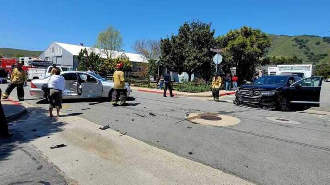 Downtown SLO vehicle collision hospitalizes two | San Luis Obispo Tribune