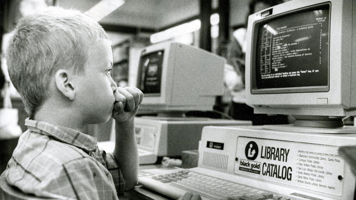 Computers replaced card catalogs at Paso Robles library in 1980s. What was the reaction?