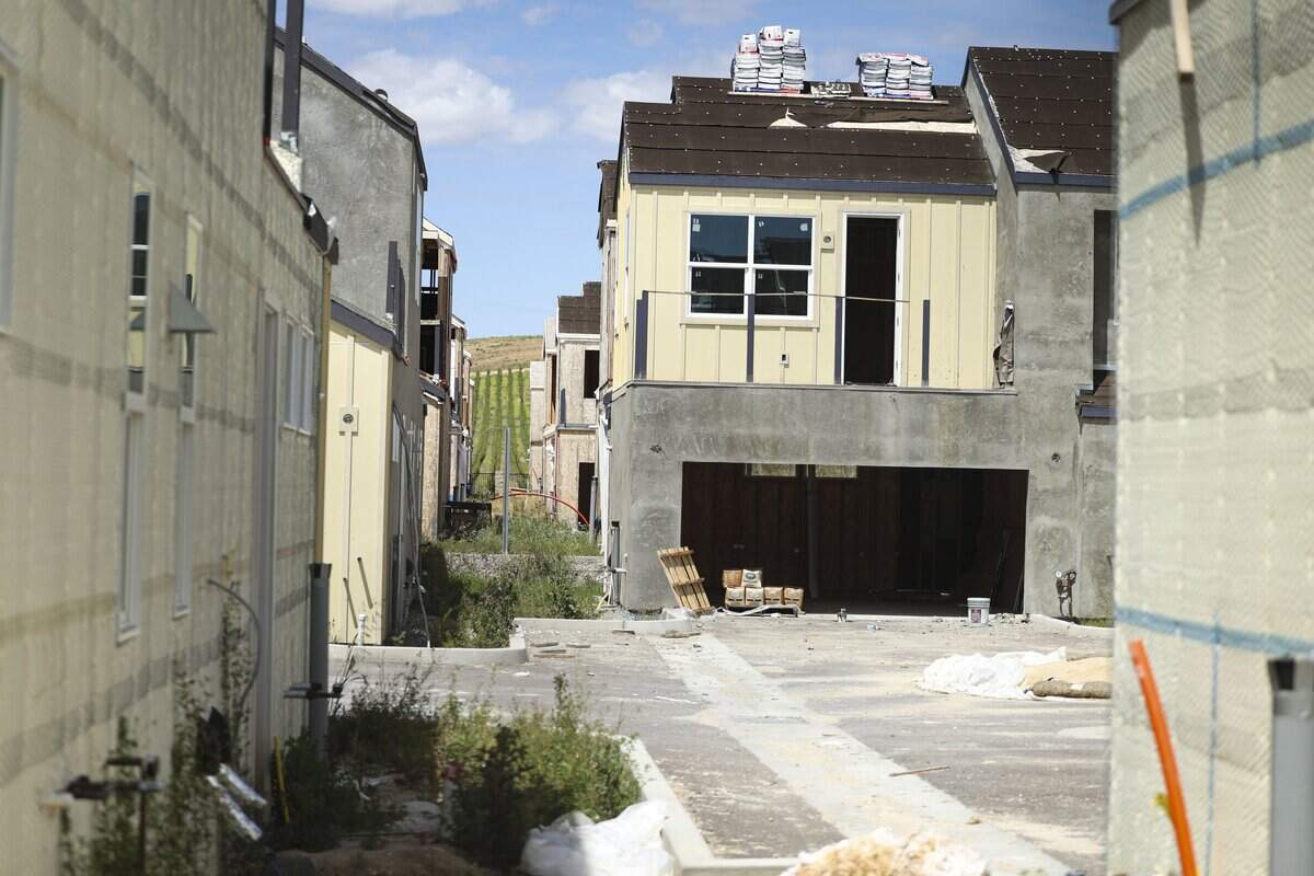 Construction on the Reserve at Vinedo development was at a standstill on April 27, 2026. The PA-13 phase of the project was supposed to bring 107 homes and 107 ADUs to Linne Road in Paso Robles, but owner STG Partners LLC ran out of funding mid-build.