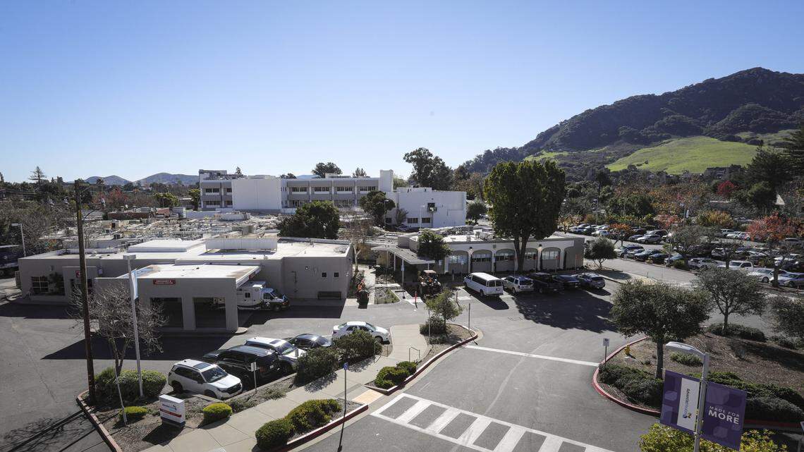 Adventest Health, Sierra Vista, is set to announce a $220 million expansion, facility seen here on Jan. 14, 2026. Emergency entrance is at lower left.