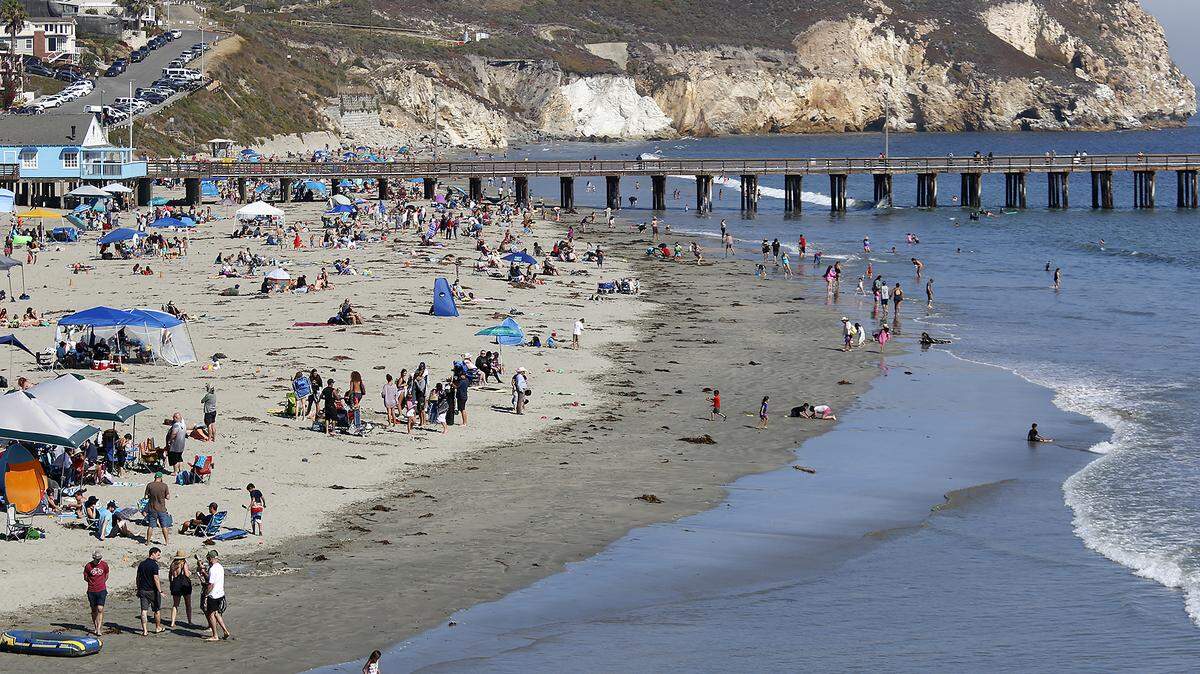 The weather was cooperating on a beautiful summer weekend of August 29, 2021. Avila Beach was packed with people swimming in the surf.