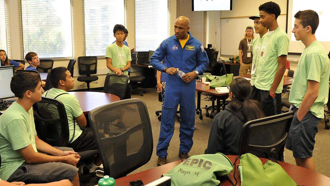 NASA astronaut Victor Glover visits students participating in Cal Poly's Engineering Possibilities in College summer program.
