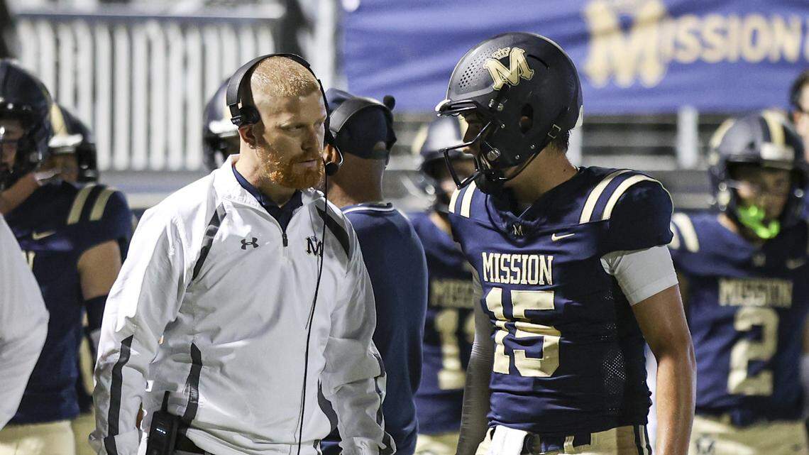 Mission Prep football coach announces resignation after 9 seasons