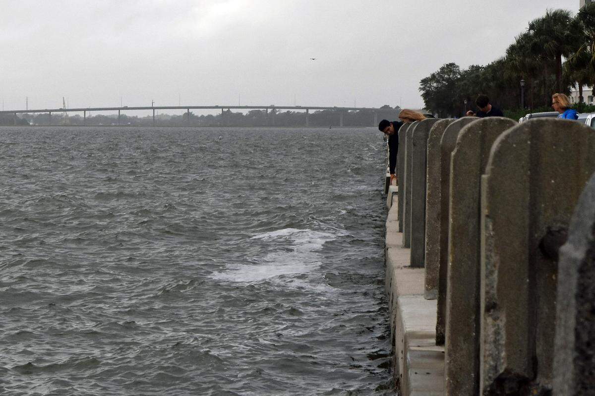 The Battery Seawall protects the historical district of Charleston, South Carolina, from the Atlantic Ocean.