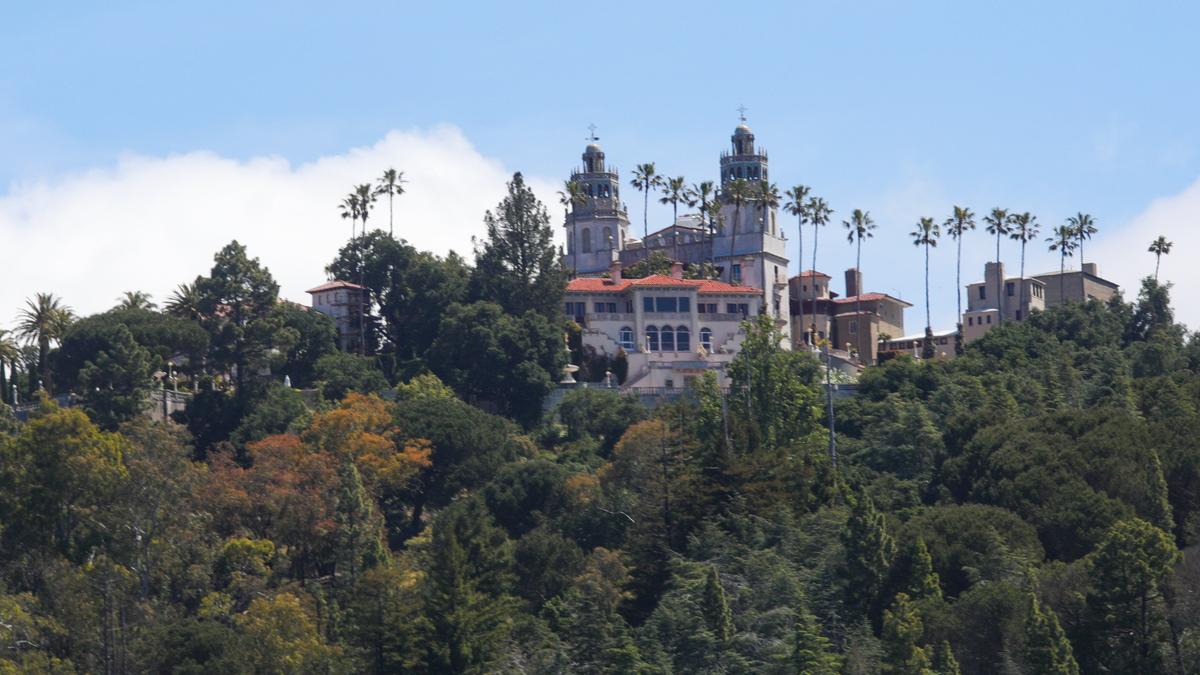 Hearst Castle in San Simeon is a National Historic Landmark and California Historical Landmark built by William Randolph Hearst, the publishing tycoon, and architect Julia Morgan, between 1919 and 1947.