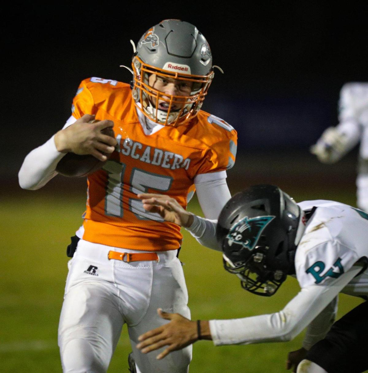 Kane Cooks runs the ball. Atascadero High School beat Pioneer Valley 27-13 to win the Division V, 2022 CIF Central Section Football Championships Nov. 25, 2022.