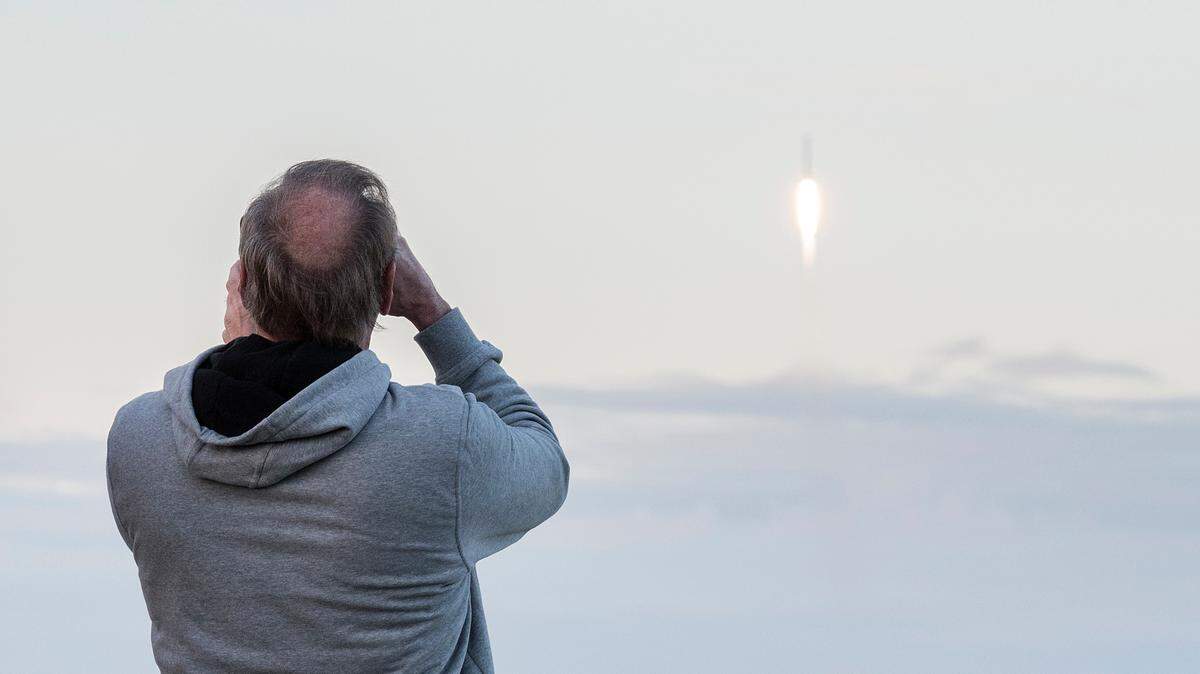 A SpaceX Falcon 9 rocket, carrying the final Iridium mission that year, launches from Space Launch Complex-4E at Vandenberg Air Force Base, CA on Jan. 11, 2019.