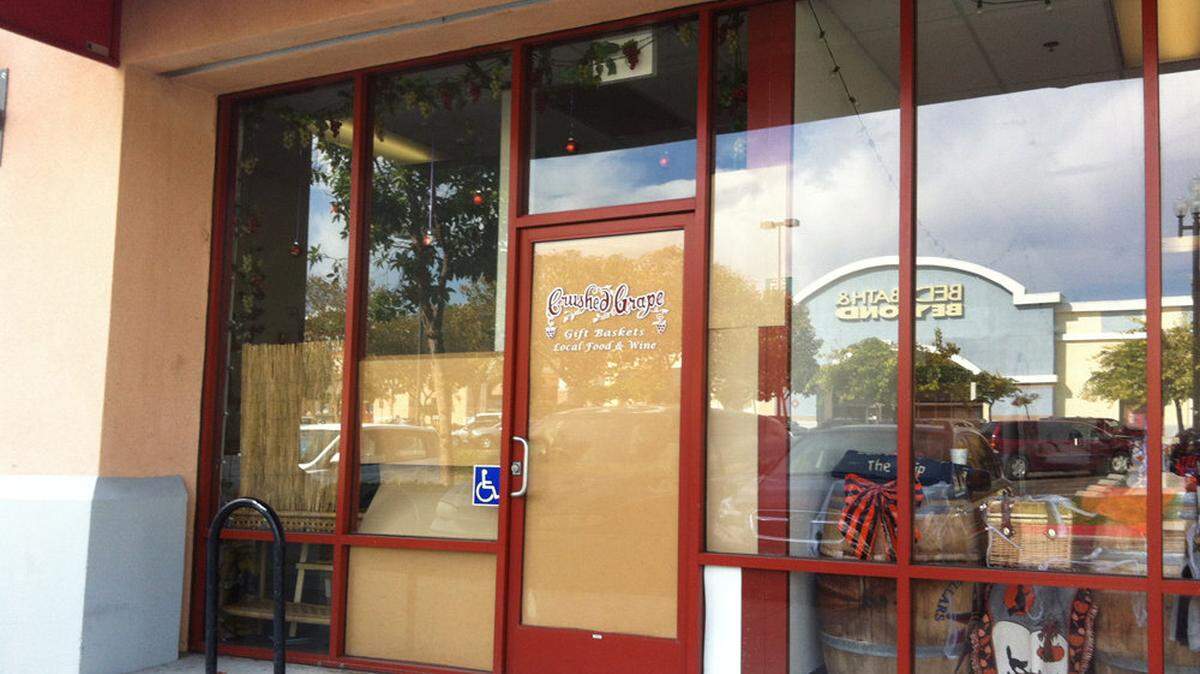 Gretchen Gonyer, owner of Crushed Grape in San Luis Obispo, opened a wine and gift shop at 491 Madonna Road across from Bed Bath & Beyond in 2013.