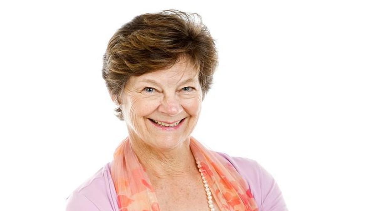 Linda Lewis Griffith
