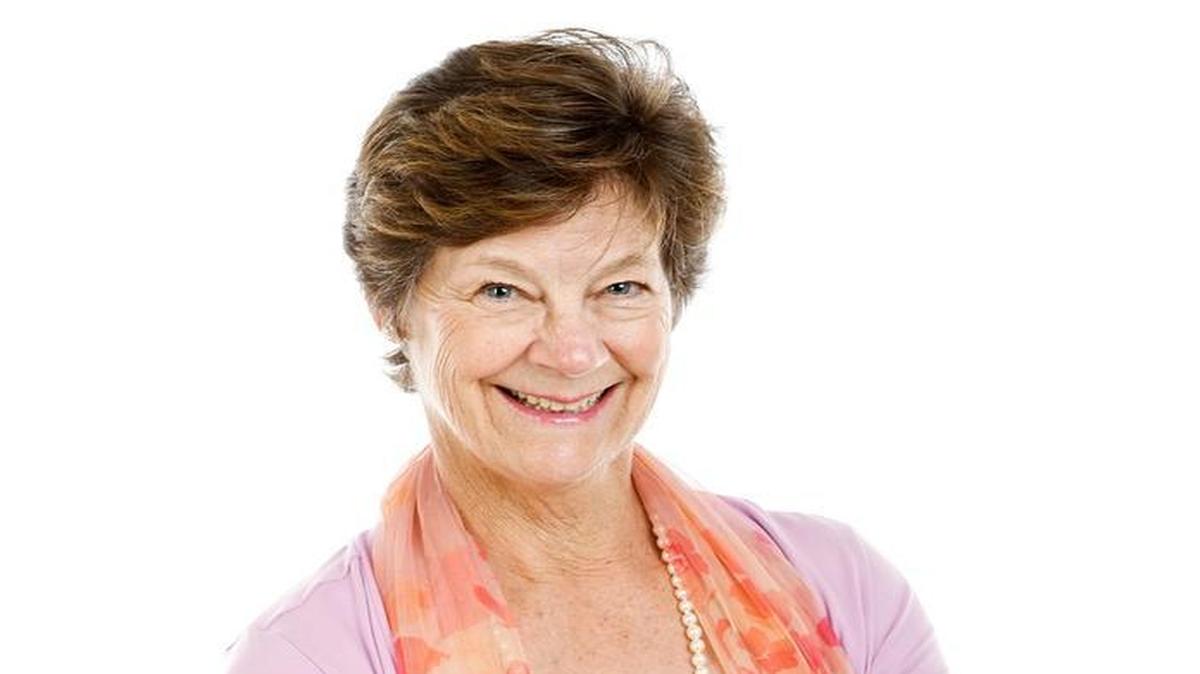 Linda Lewis Griffith