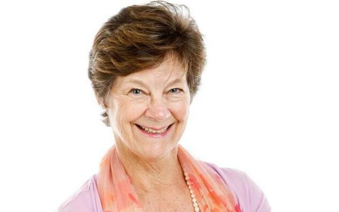 Linda Lewis Griffith
