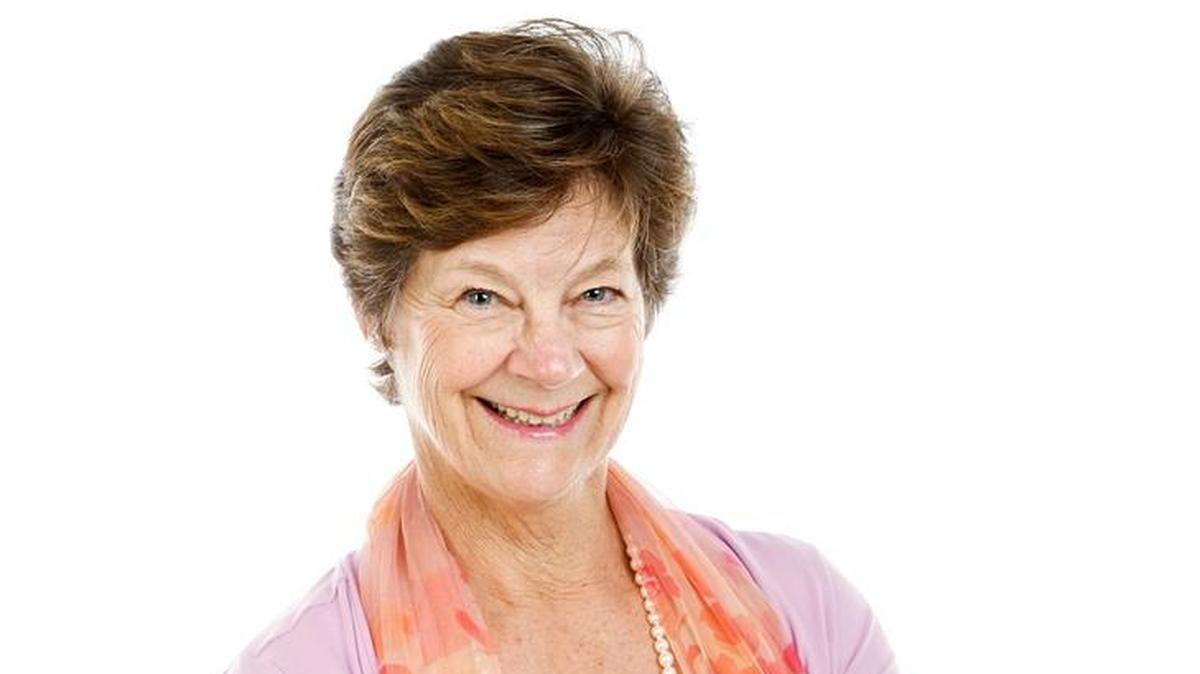 Linda Lewis Griffith