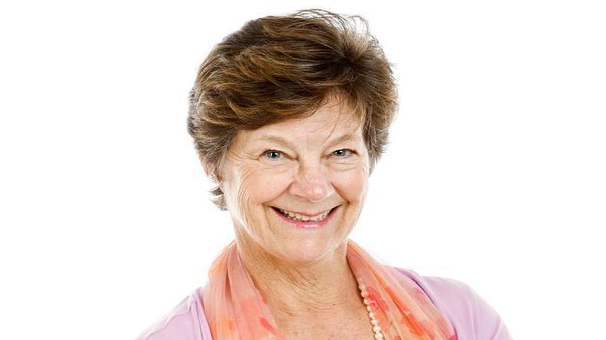 Linda Lewis Griffith