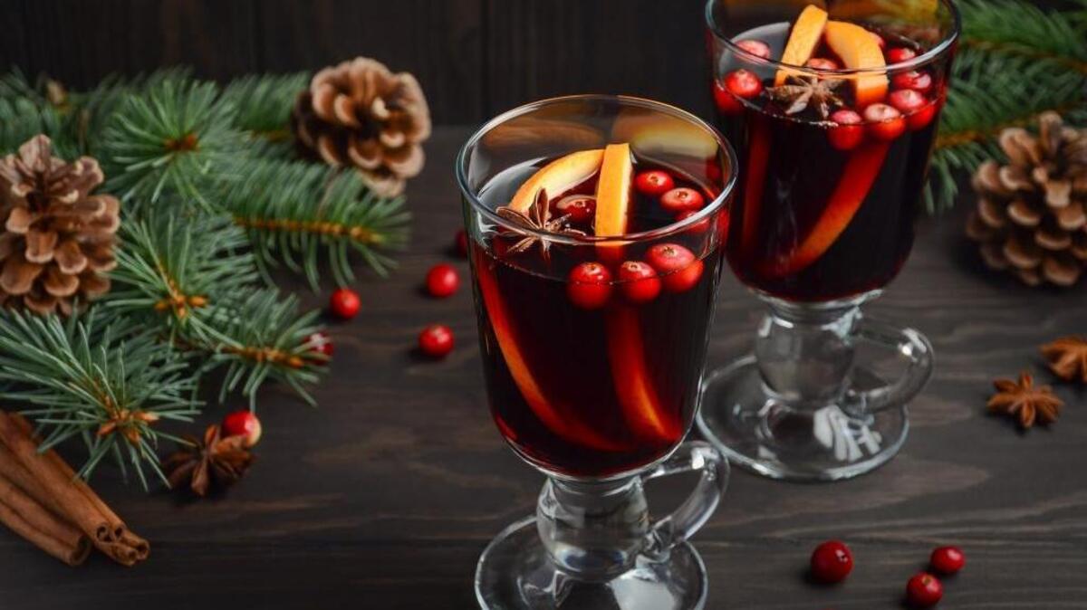 Cinnamon, cloves and fresh cranberries add fall flavors to this mulled wine featuring SWN red wine from Broken Earth Winery in Paso Robles