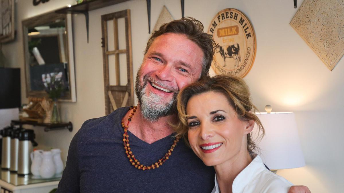 Monika Anderson and Rick Joseph have opened Monika’s Macarons on Broad St. in San Luis Obispo with Monika as chef. The shop will feature macarons, quiches gourmet coffee.