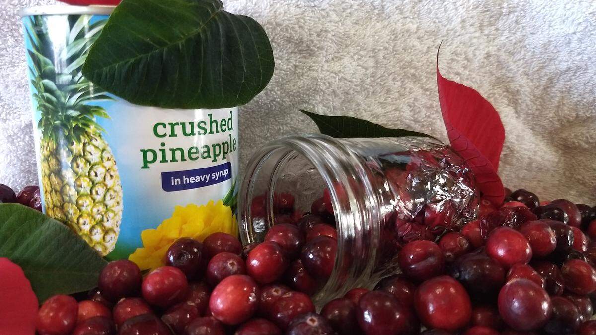 Looking for a fun, easy holiday gift? Whip up a batch of cranberry pineapple freezer jam.