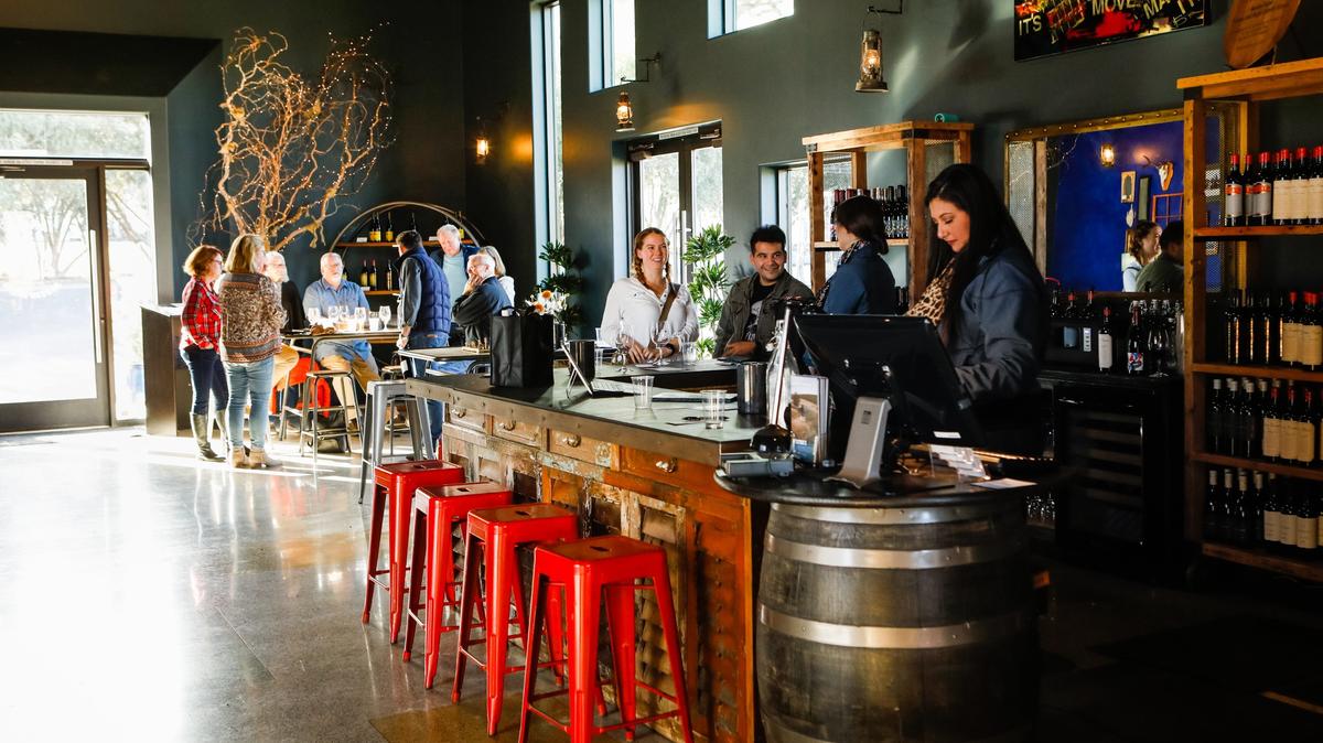 The Austin Hope and Treana tasting cellar in Paso Robles has a welcoming, lounge-like feel.