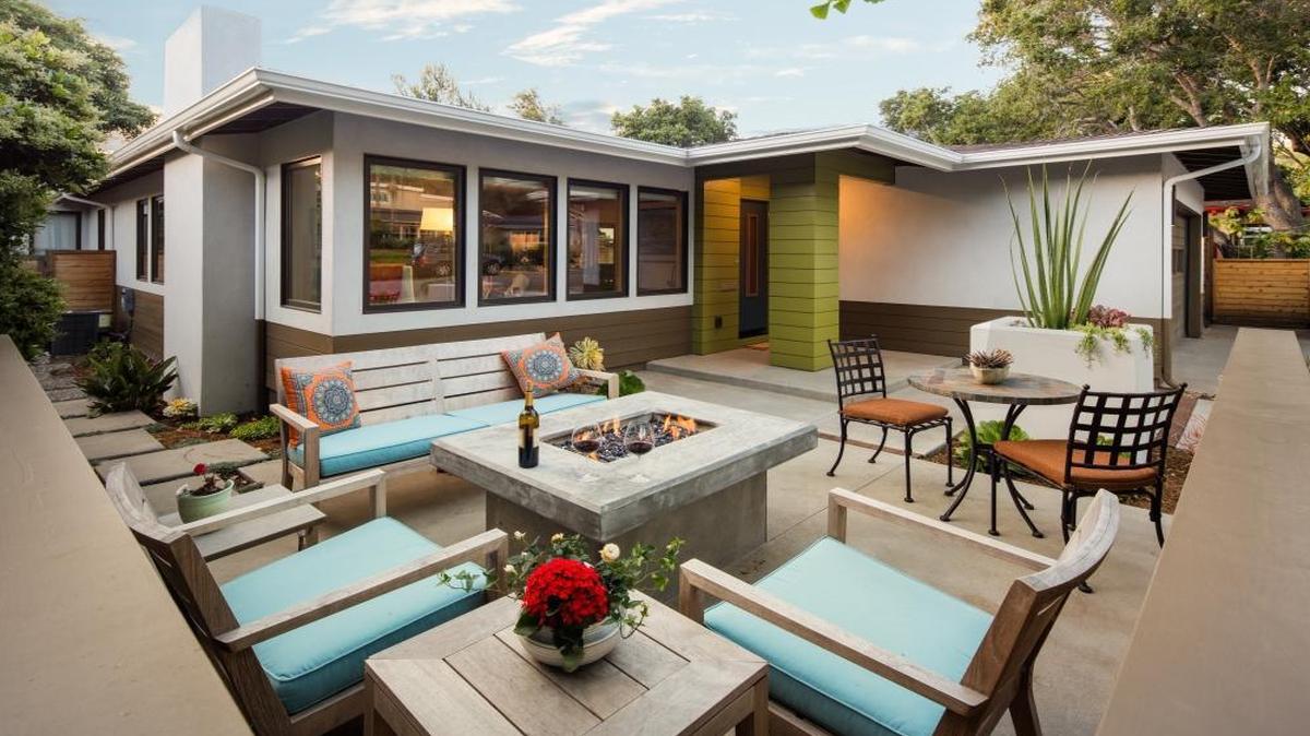David and Lauren Bowin’s San Luis Obispo front yard has seating areas and a firepit to foster neighborhood interaction.