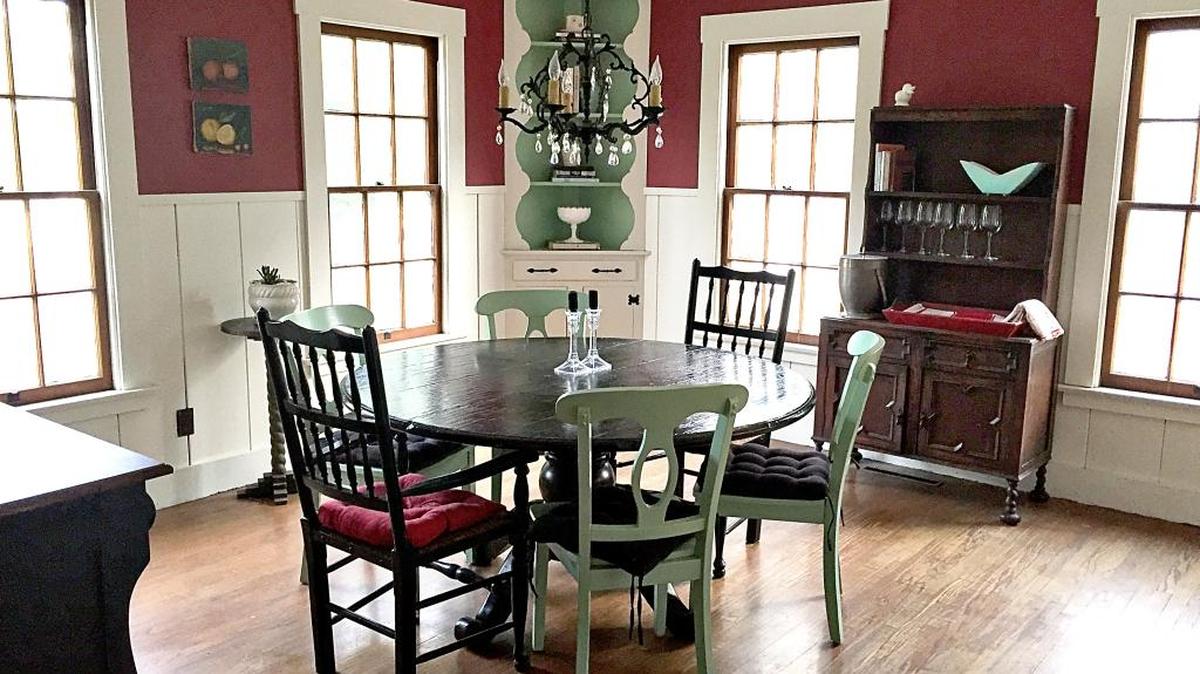 The “Doc Kennedy House” in Paso Robles, built in 1889, has been restored by owner Deborah Scarborough and her mother, Beezie Moore.